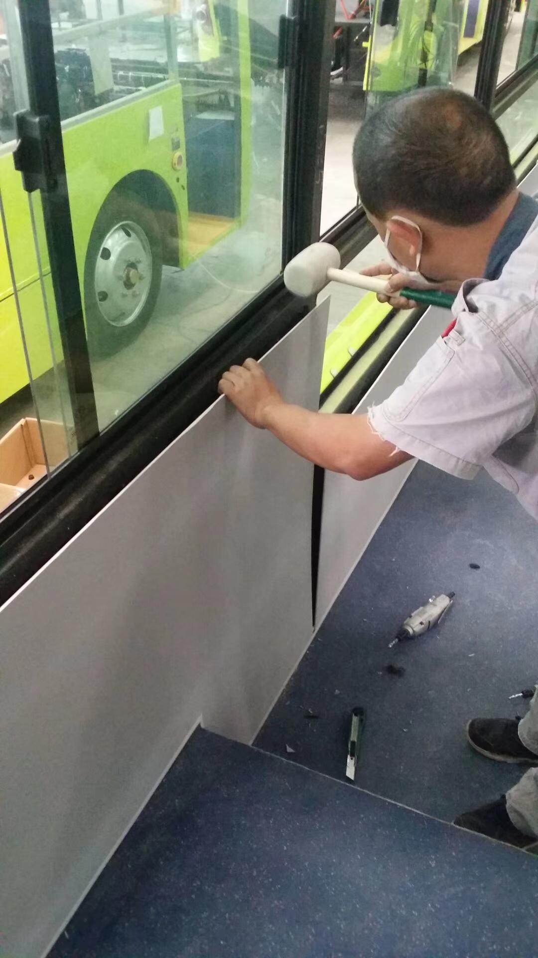 PVC板材在公交車(chē)側板頂板1